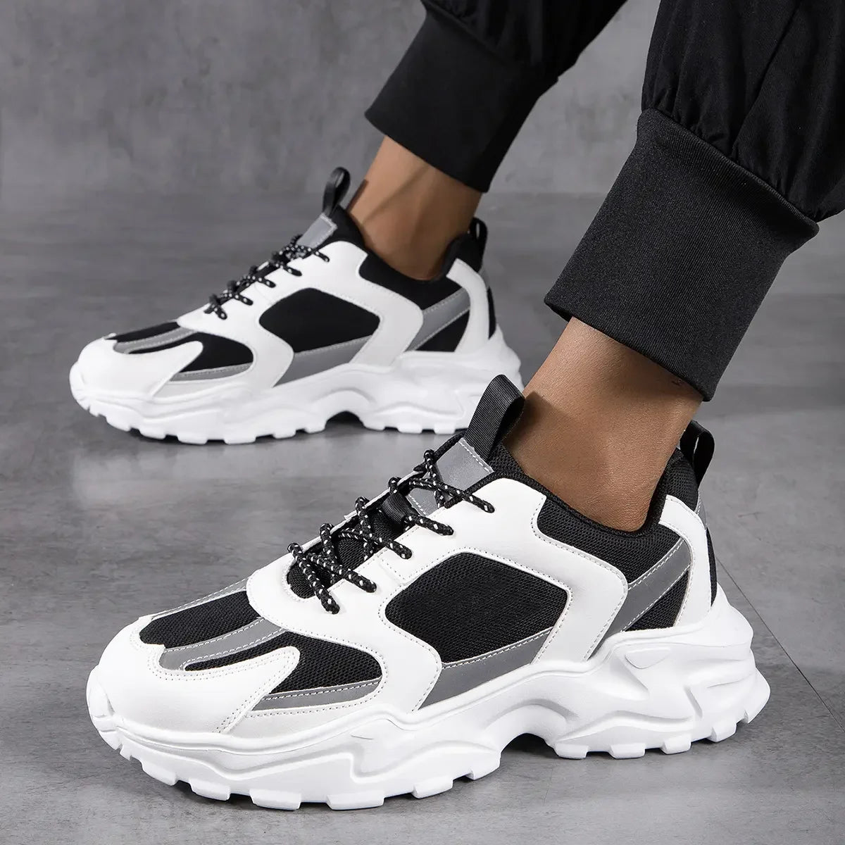 LumiRun Men's Sneakers